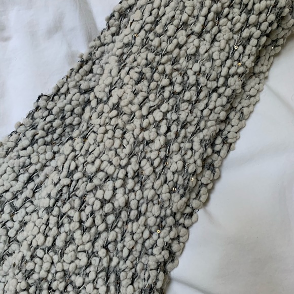 Anthropologie White Sparkle Textured Knitted Scarf - Picture 2 of 7